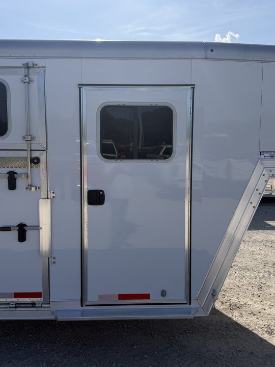 Trailer Photo 13