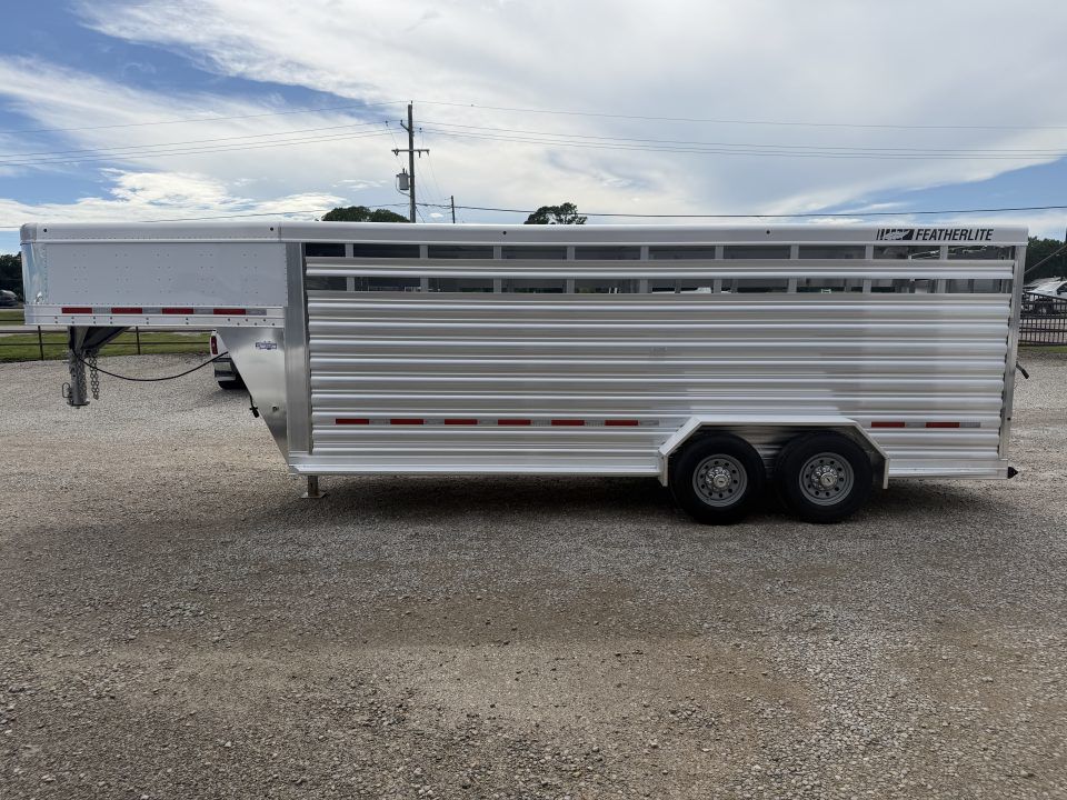 Trailer Photo 2