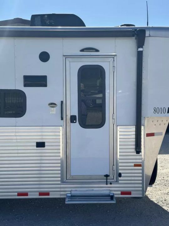 Trailer Photo 3