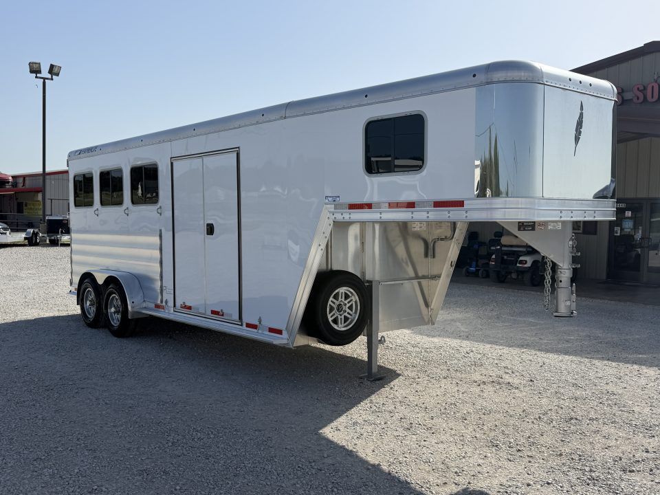 Trailer Photo 2