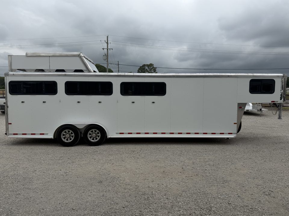 Trailer Photo 5