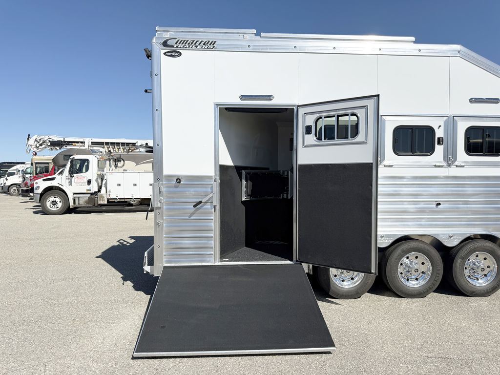 Trailer Photo 15