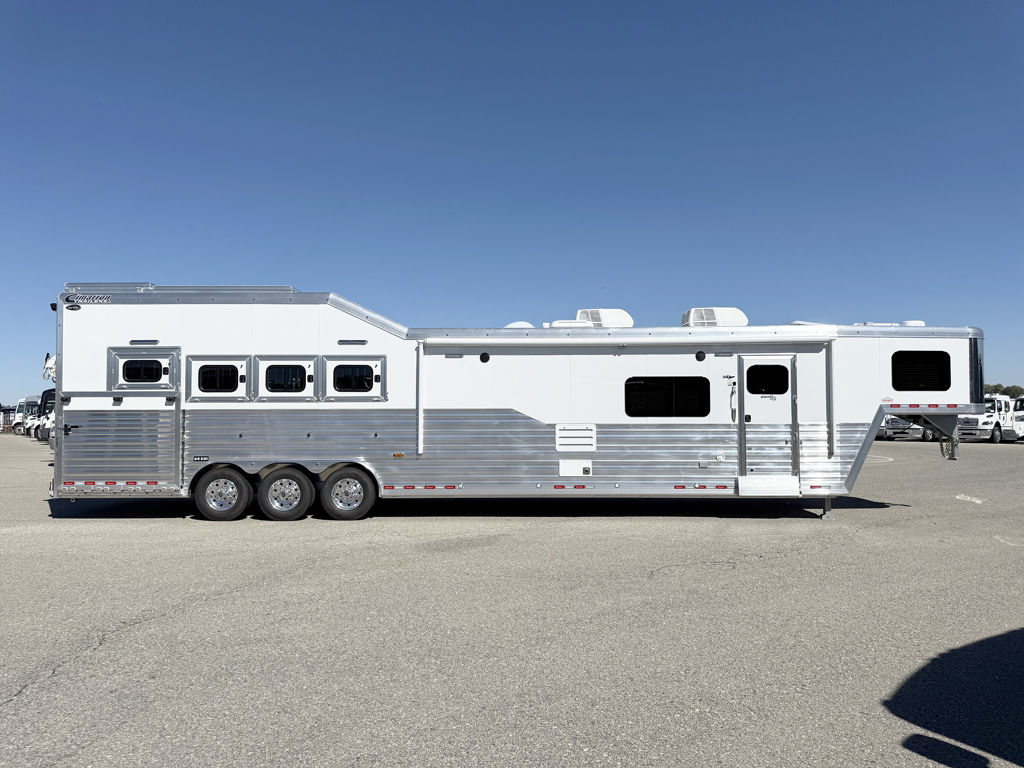 Trailer Photo 2