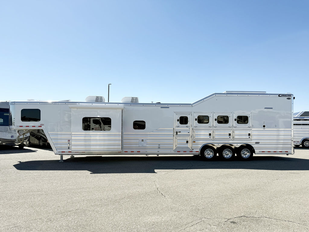 Trailer Photo 23