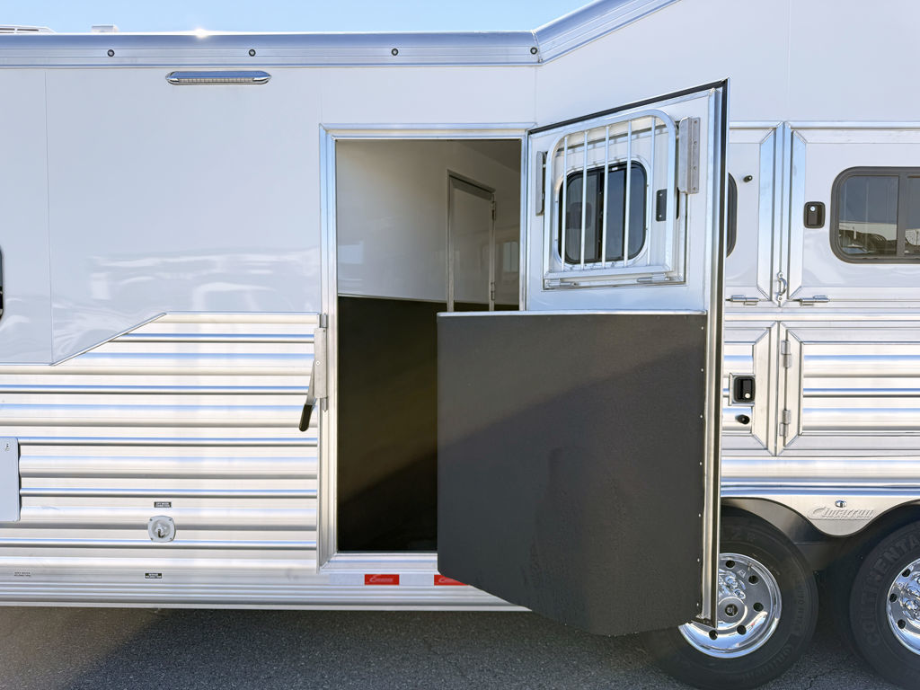Trailer Photo 25