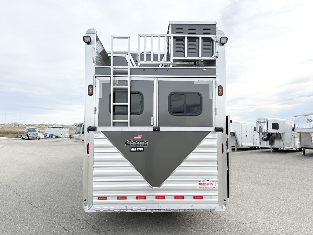 Trailer Photo 16
