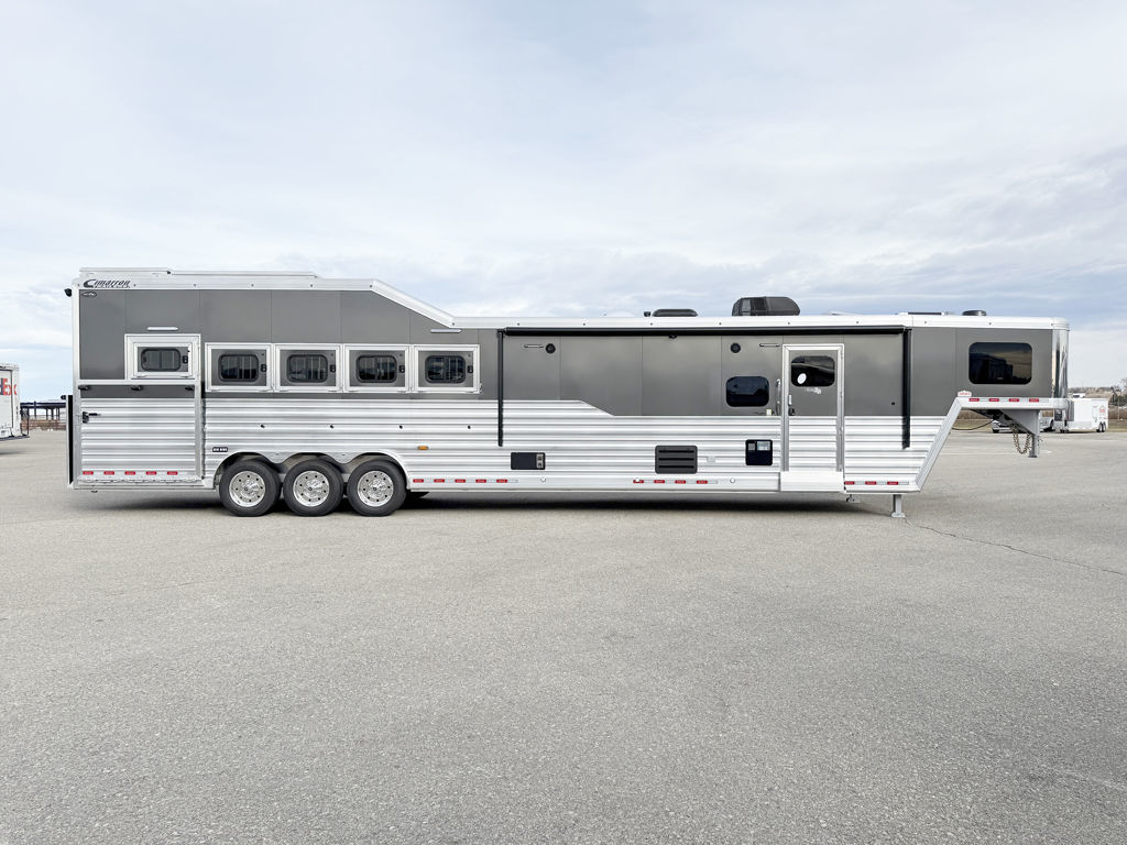 Trailer Photo 2