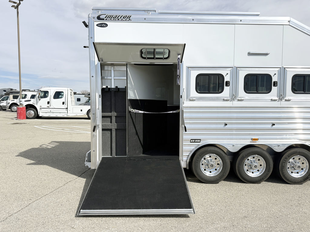 Trailer Photo 14