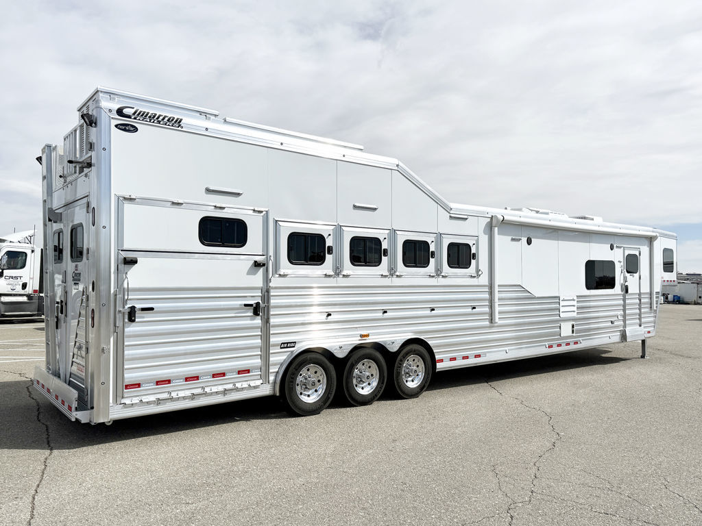 Trailer Photo 17