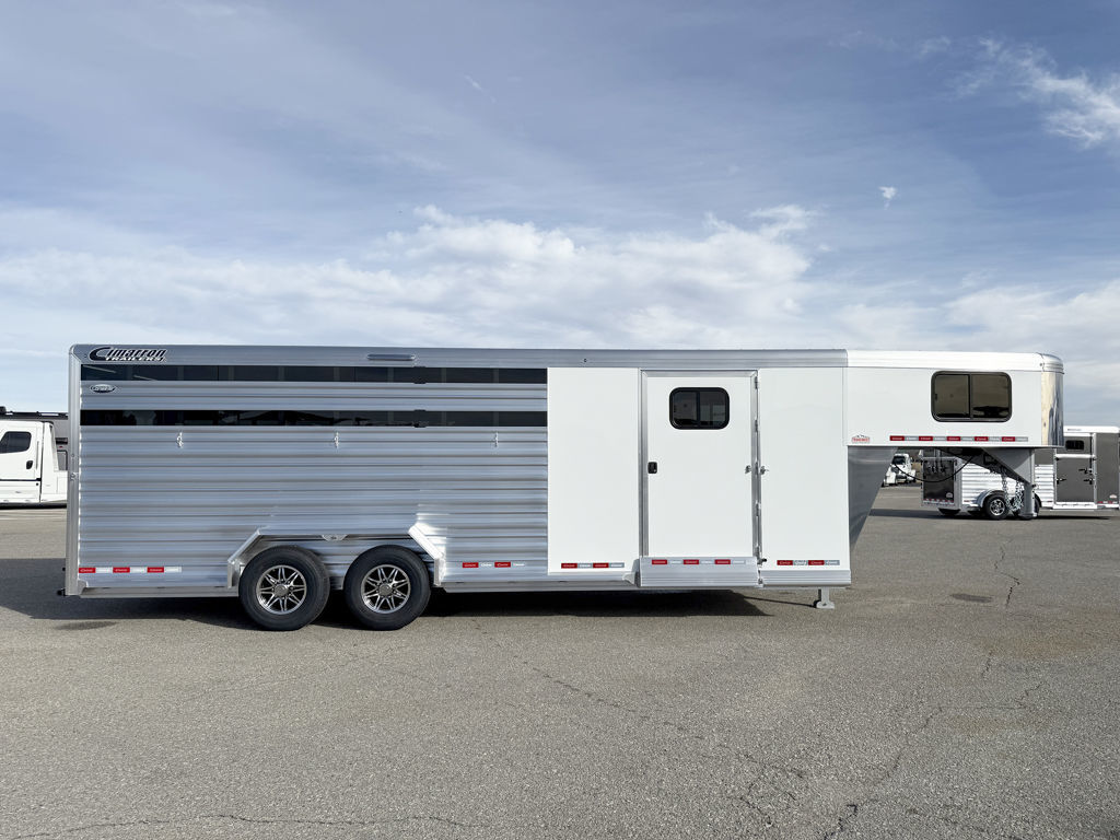 Trailer Photo 2