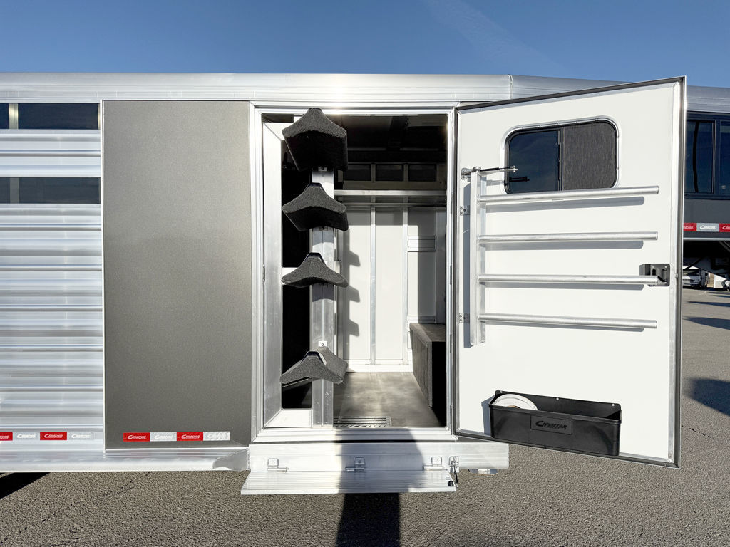 Trailer Photo 3