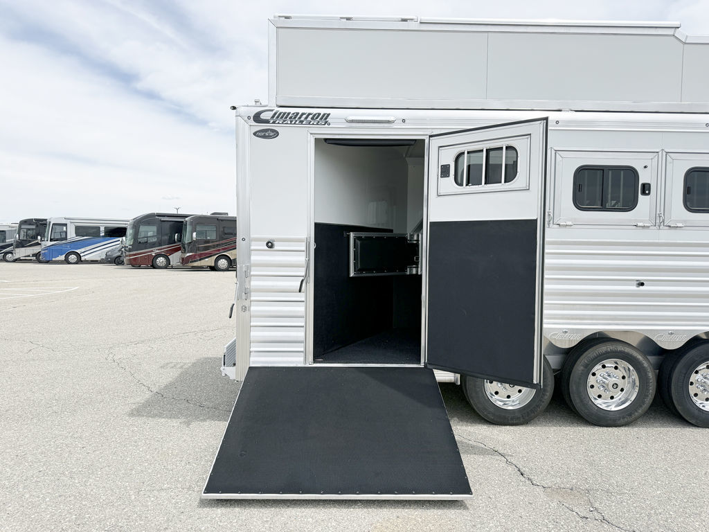 Trailer Photo 11