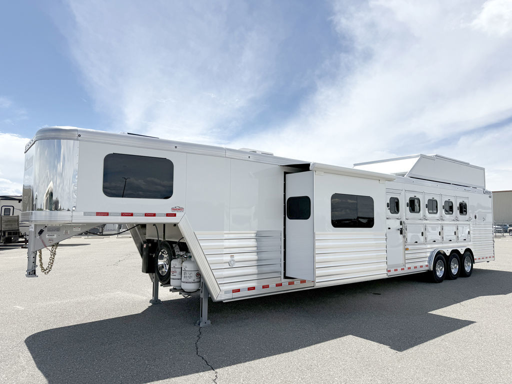 Trailer Photo 23