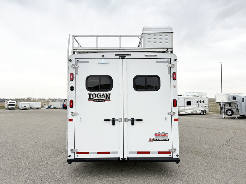 Trailer Photo 15