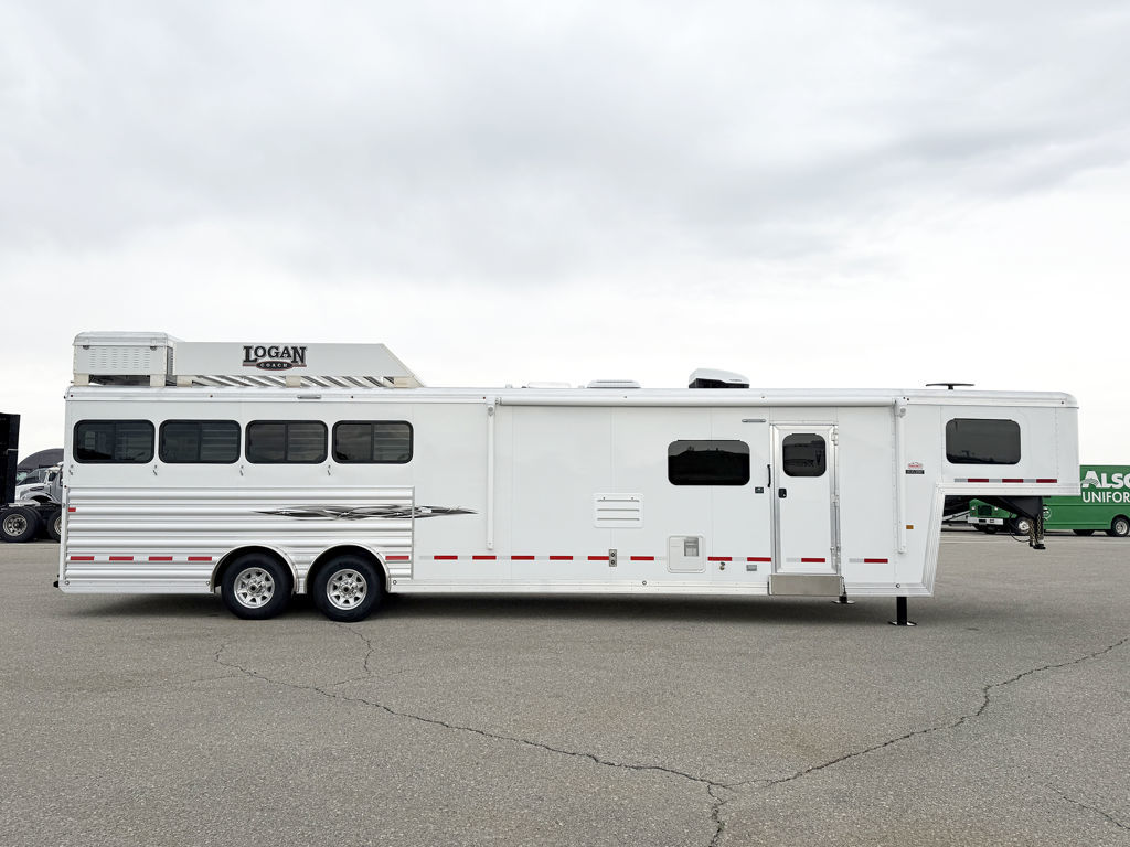 Trailer Photo 2