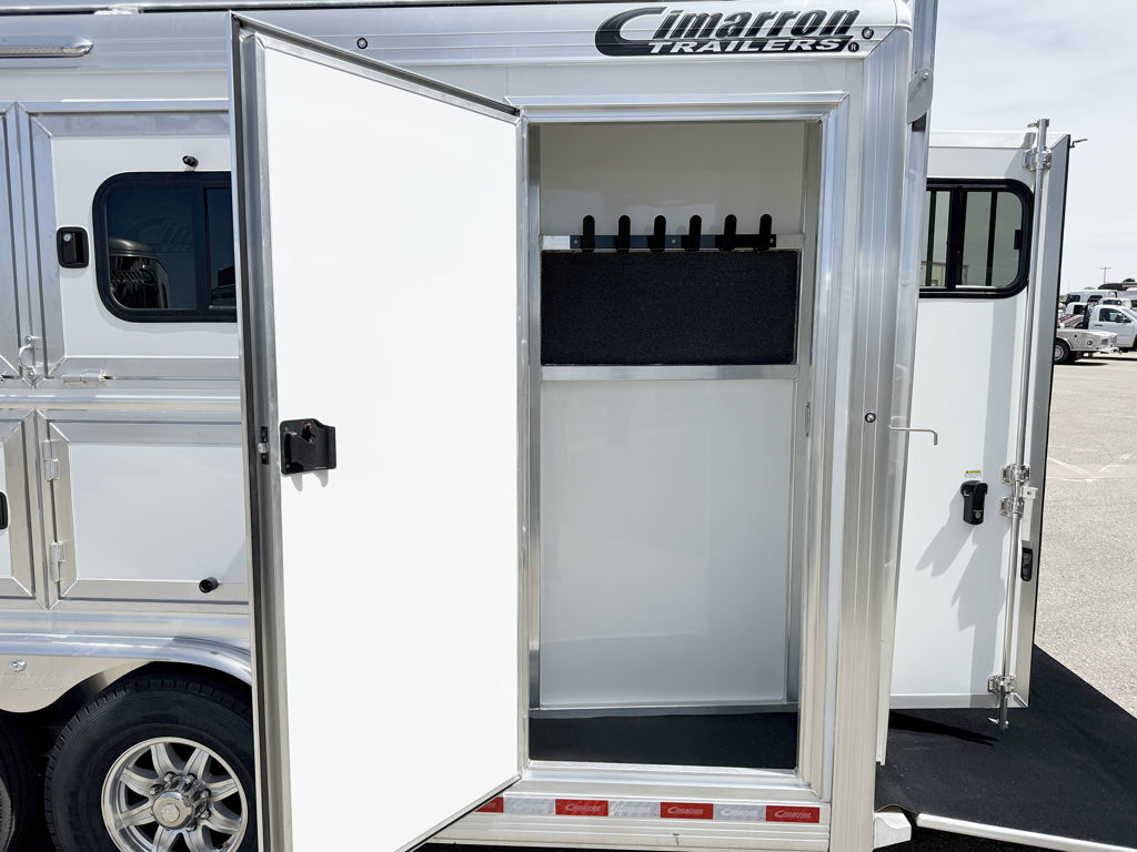 Trailer Photo 12