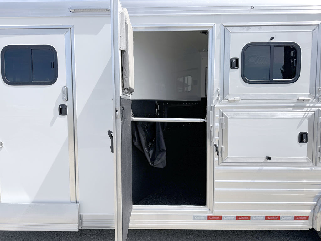 Trailer Photo 14