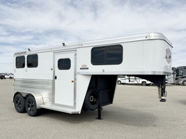 2026 2 horse Logan Coach Bullseye 2HGN