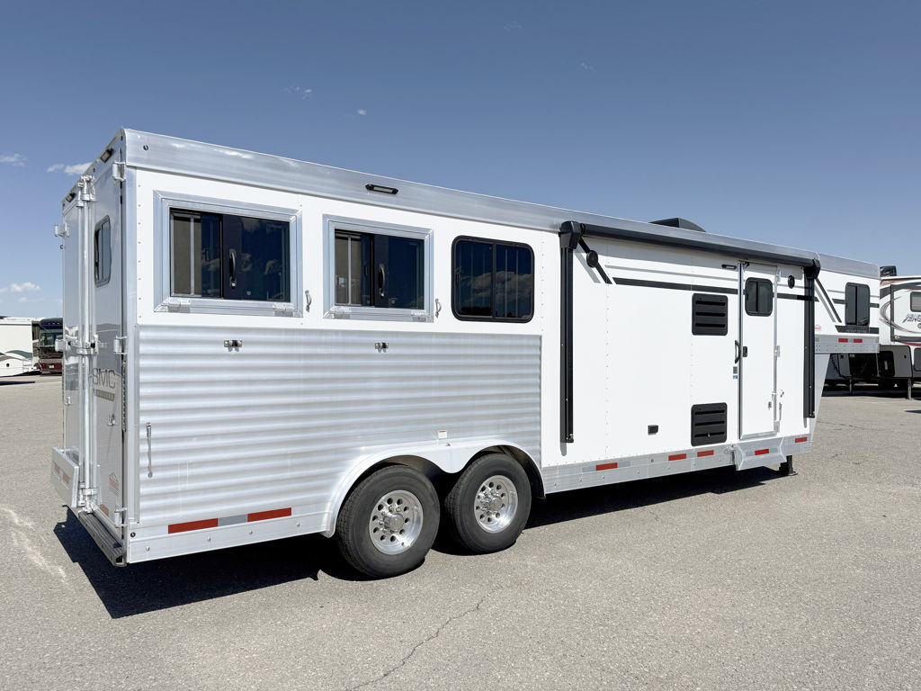 Trailer Photo 13