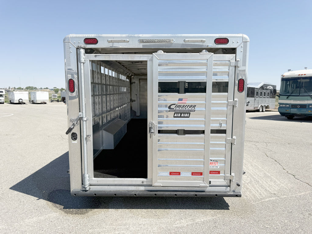 Trailer Photo 10