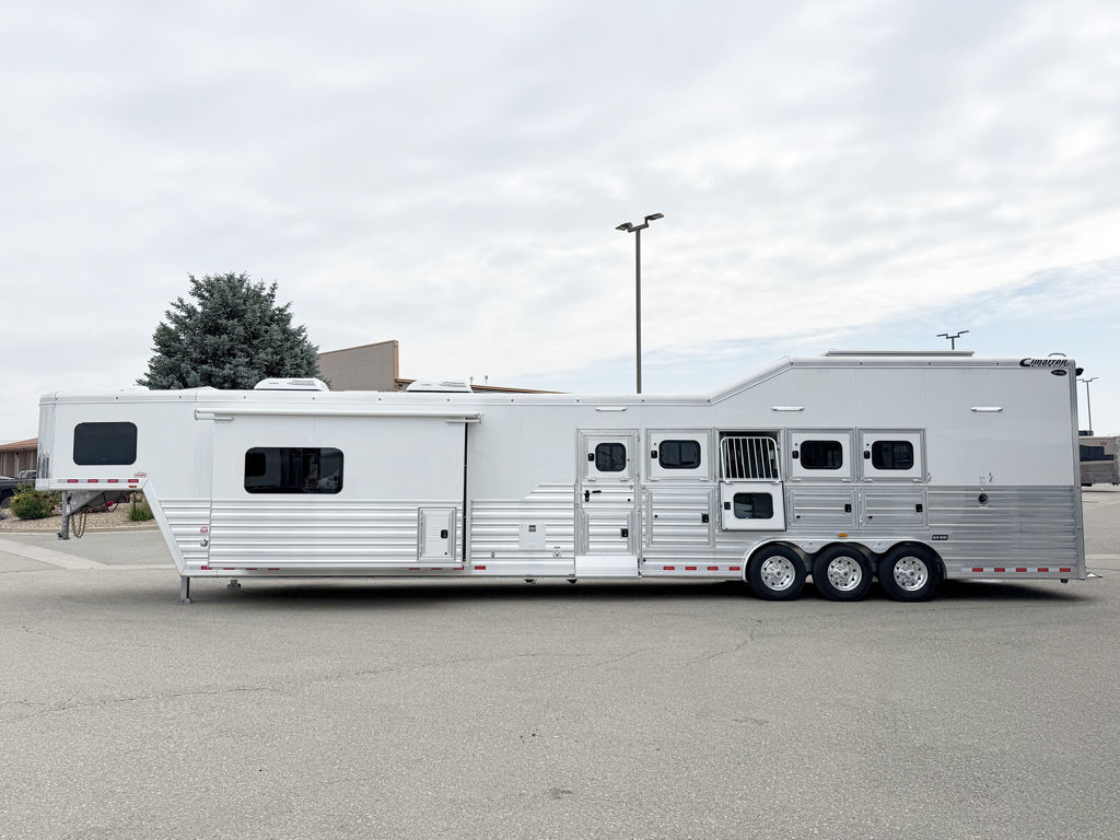Trailer Photo 24