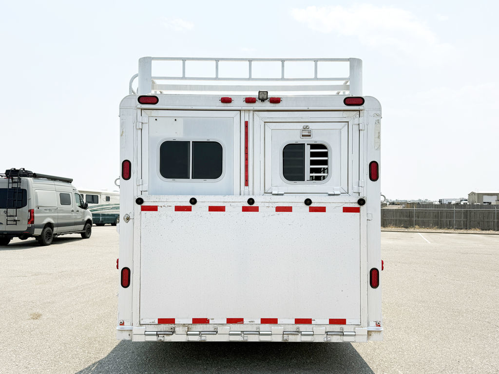 Trailer Photo 14