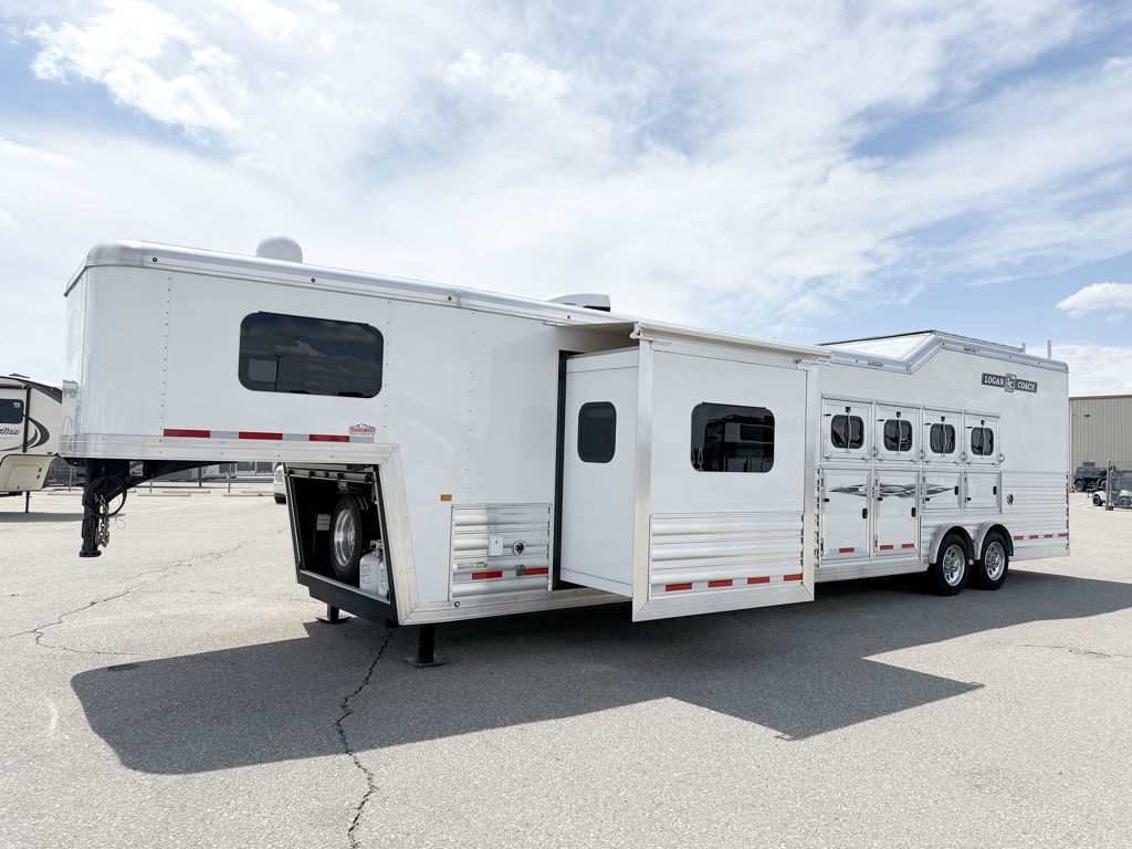Trailer Photo 24
