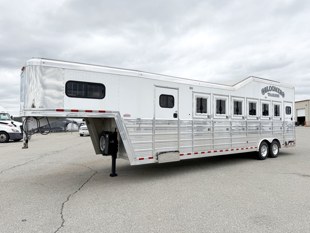 Trailer Photo 17