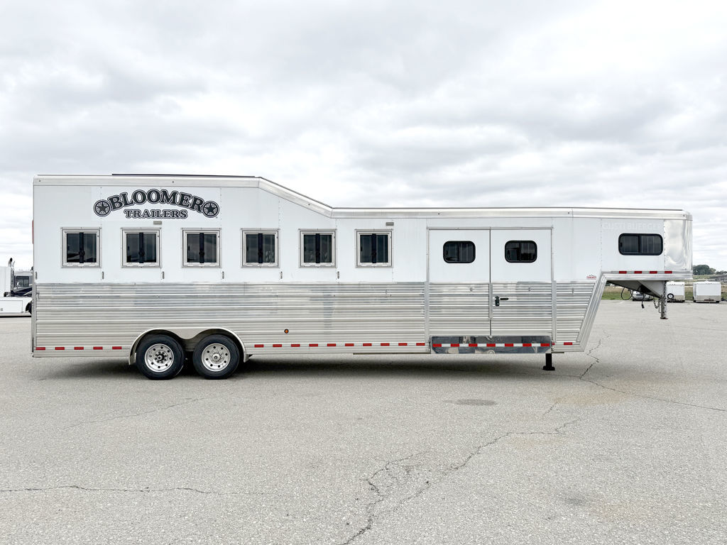 Trailer Photo 2