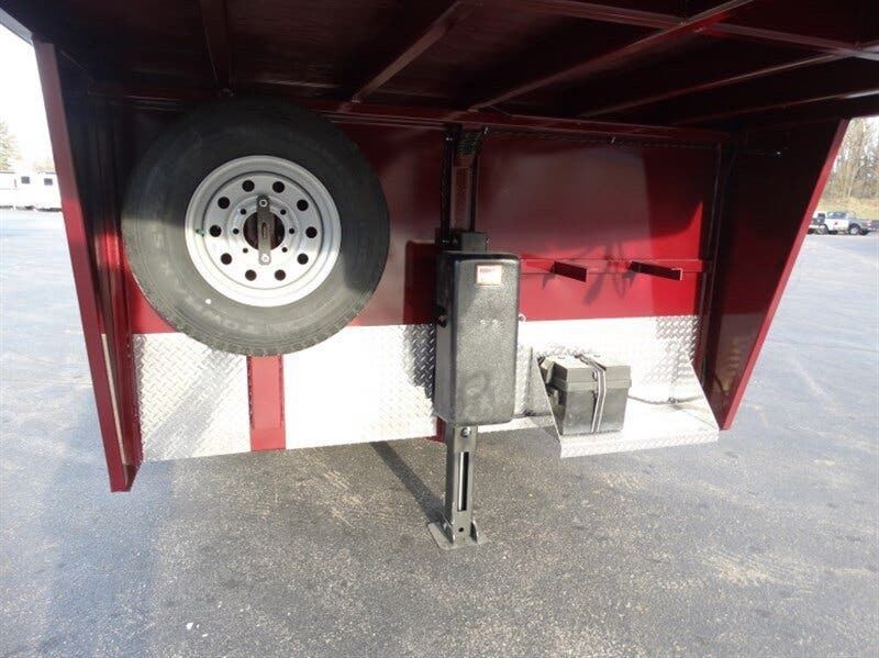 2021 Hawk Trailers 2+1 Living Quarters