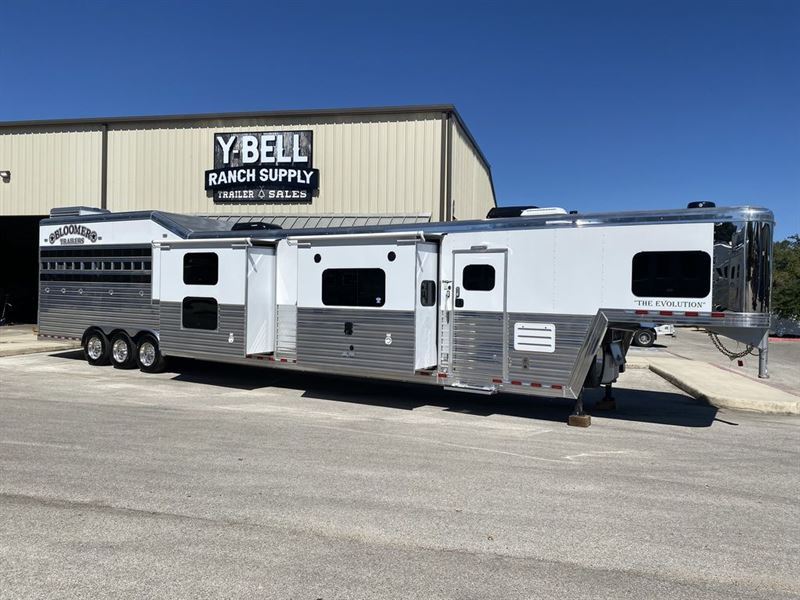 2022  Bloomer Trailers