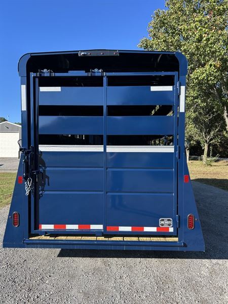 2026 Valley 3800 hybrid 3-horse bumper pull slant