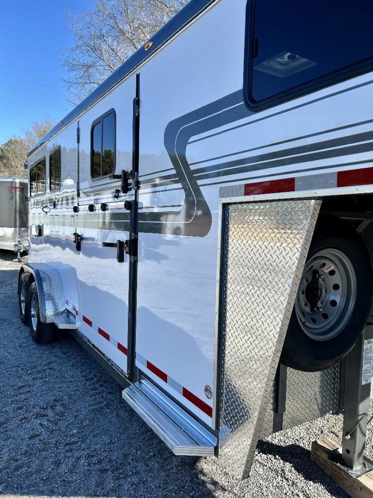 Trailer Photo 7