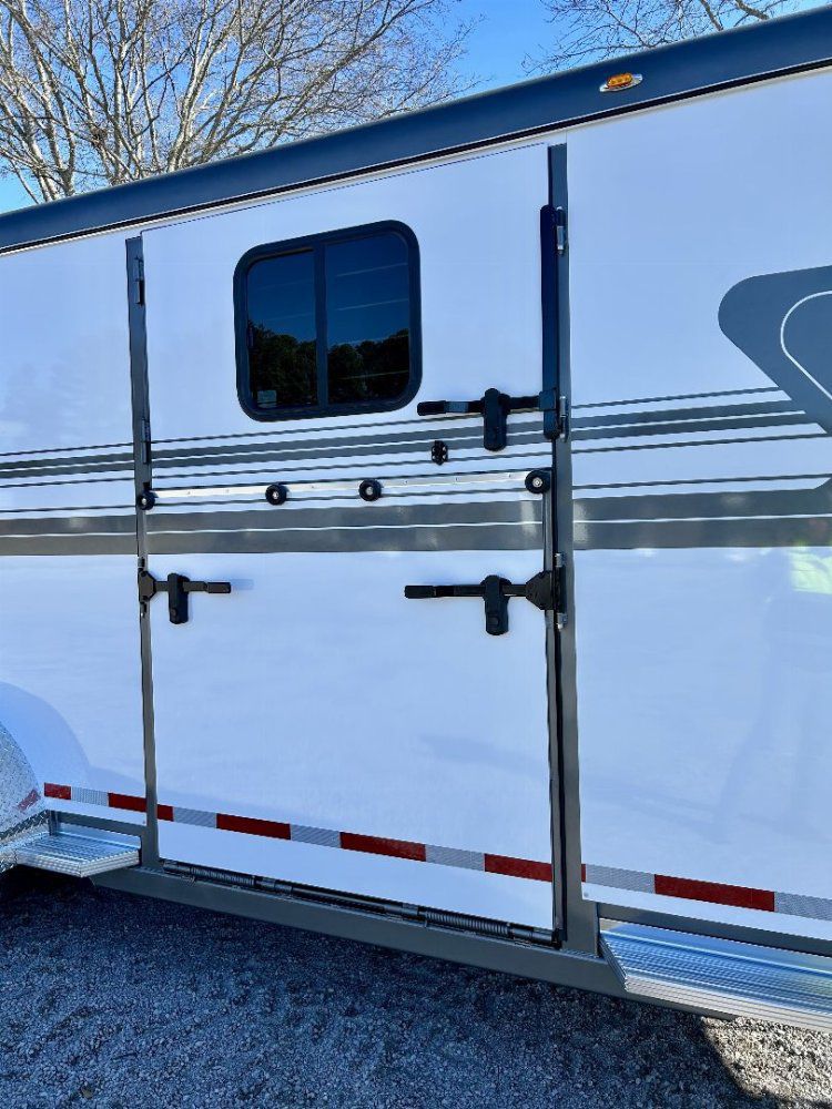 Trailer Photo 9