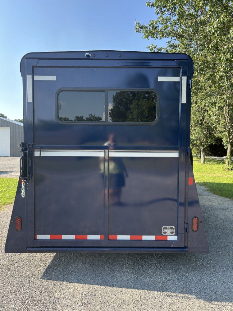 Trailer Photo 3